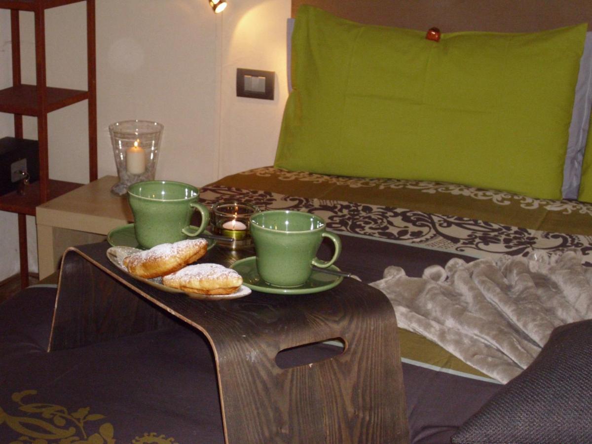B&B L'Abric - Centro Storico Di Limonetto Limone Piemonte Rom bilde